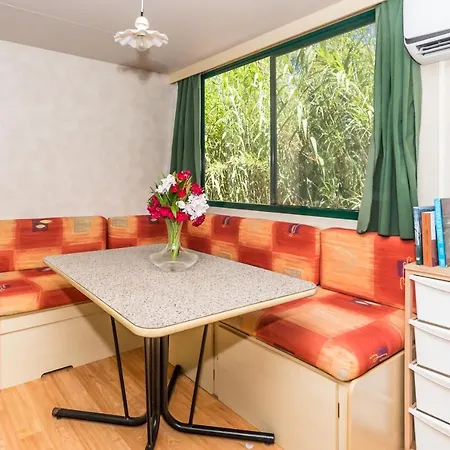 Osalla Garden Bungalow キャンプ場 *