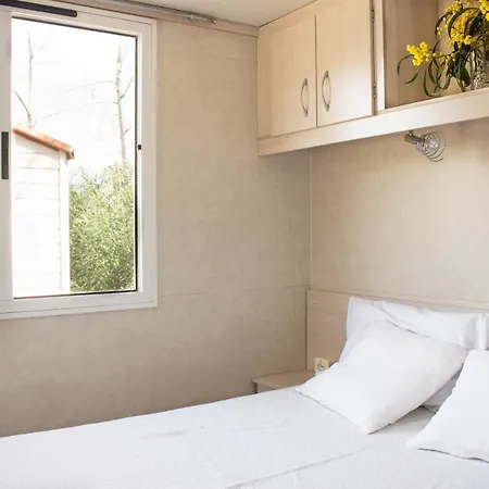 Camping Osalla Garden Bungalow Orosei