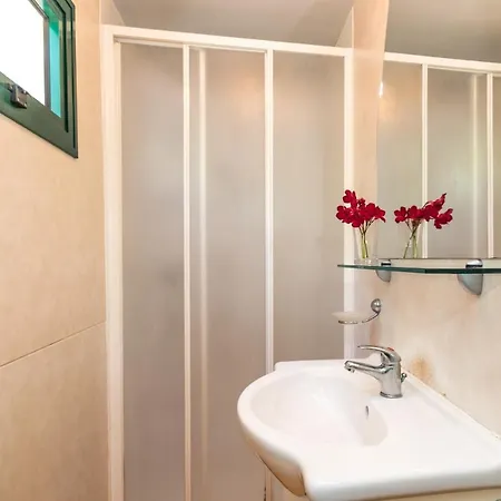 Osalla Garden Bungalow Camping *
